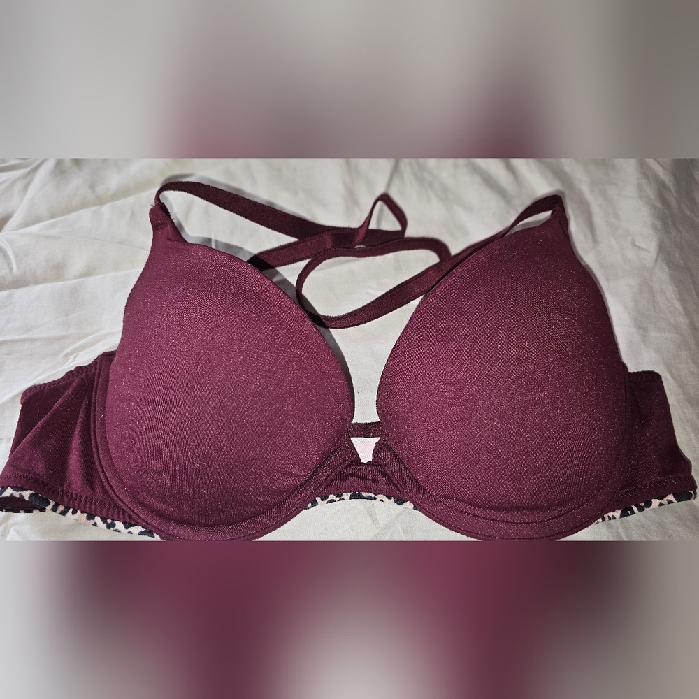 PINK Victoria's Secret 34B Bra Push Up Underwire Wear Everywhere Leopard Trim